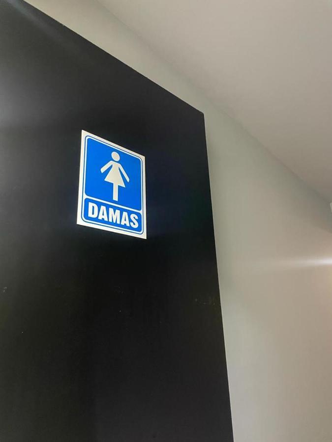 Check Inn Hostal Aeropuerto Gdl Las Pintas 외부 사진